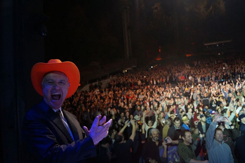 The crowd at the Greek.