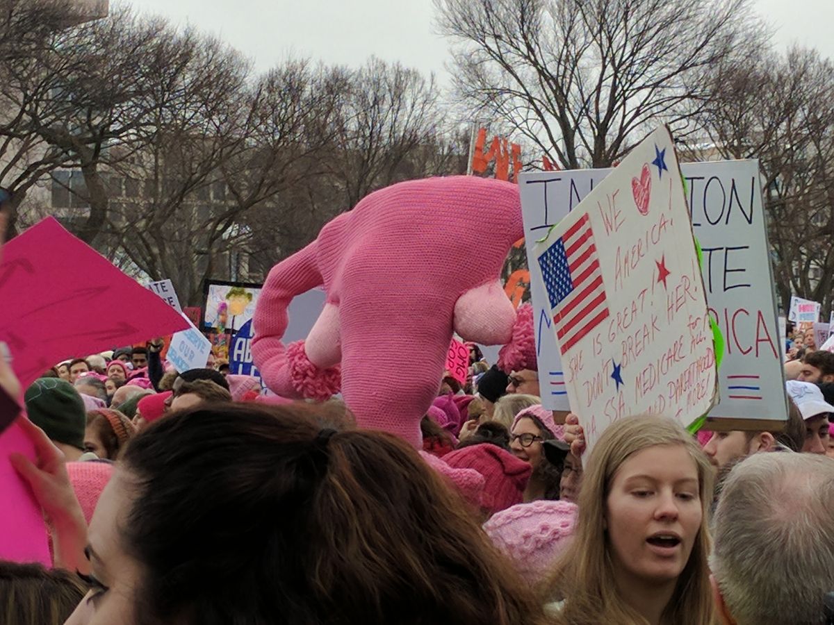 That is a knitted uterus (not an elephant).