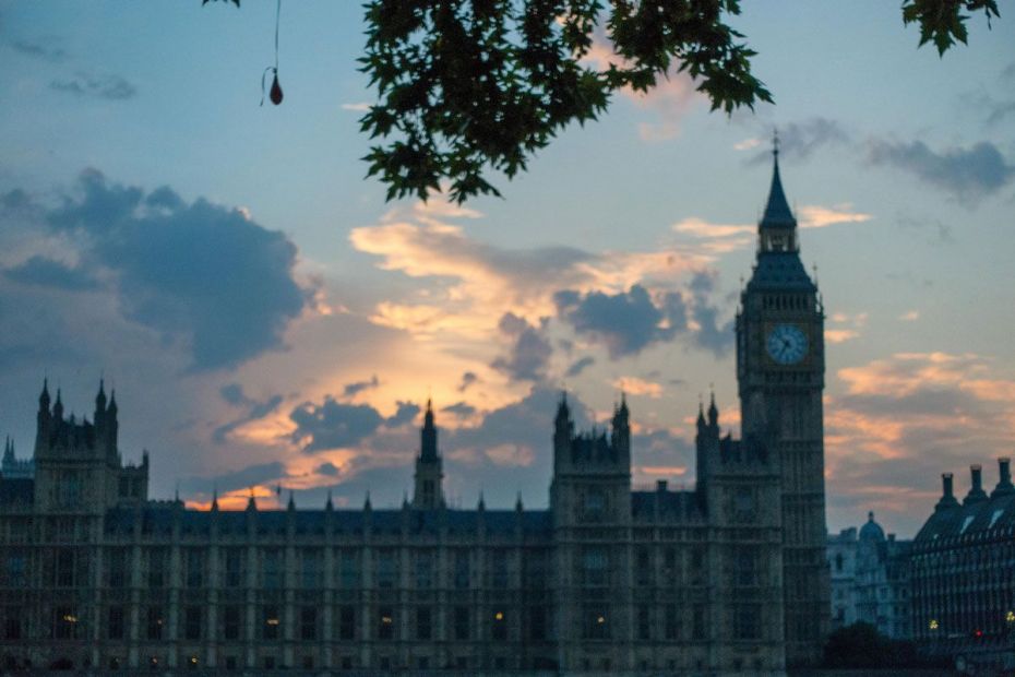 The sun sets on a still-united British empire.